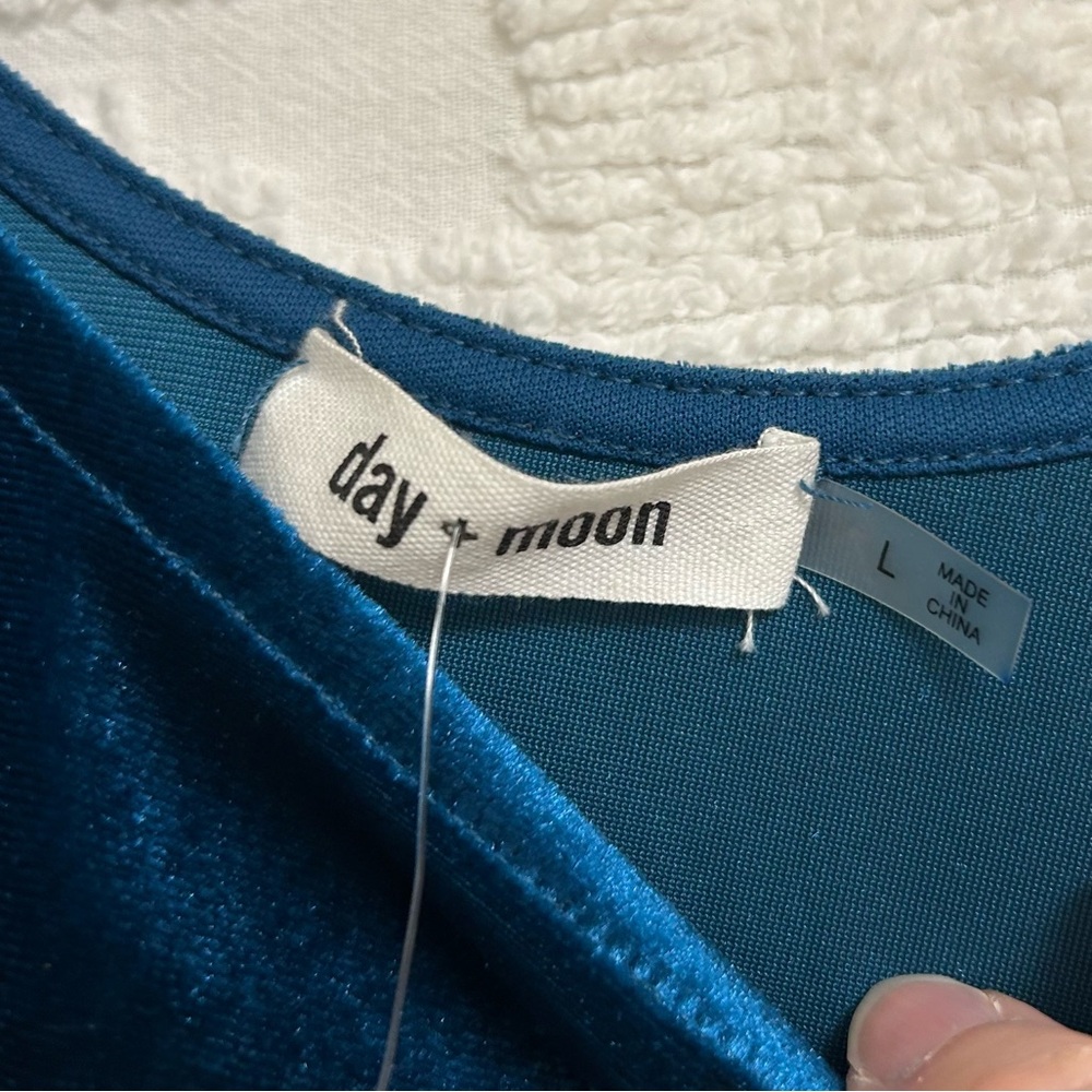NWT Day + Moon Teal Satin Bow Shoulder Velvet Square Neck Bodysuit - Picture 10 of 11